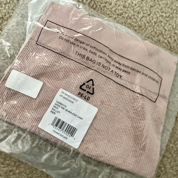 NWT Free People Wide Rib Seamless Cami high neck Top In Ballet Pink - Picture 14 of 14